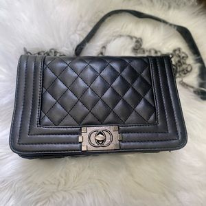 Black Quilted Shoulder Bag CC Women’s Classic
